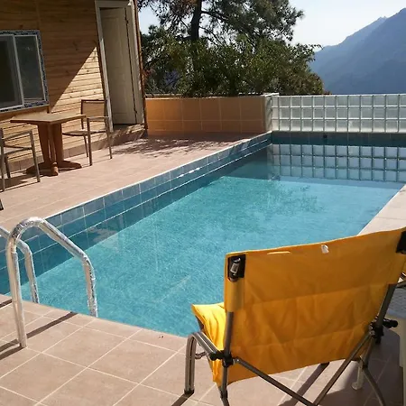 イン Saklikoy Bungalows